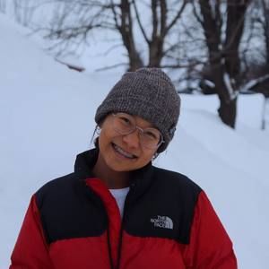 Meet your Posher, Romy